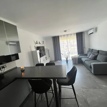 Centre - A 150 M - Clim - Wifi Calvi (Corsica)