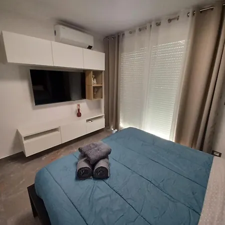Centre - A 150 M - Clim - Wifi Calvi (Corsica)