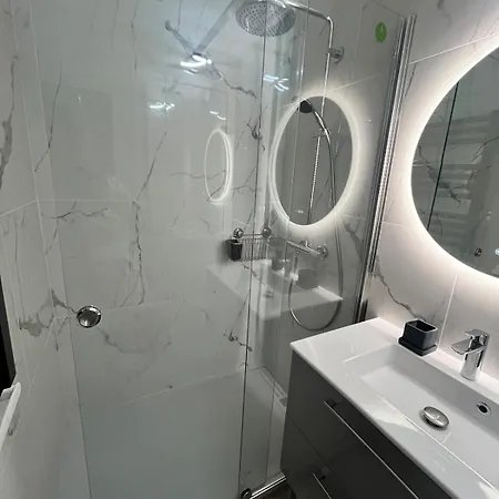 Centre - A 150 M - Clim - Wifi * Calvi (Corsica)