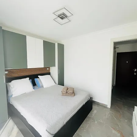 Apartmán Centre - A 150 M - Clim - Wifi *