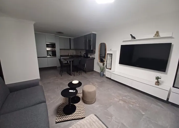 Apartamento Au Coeur De Calvi,a 150 M De La *